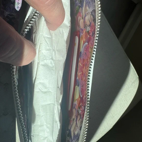 NWT authentic Christian Louboutin Handbag - Picture 9 of 14